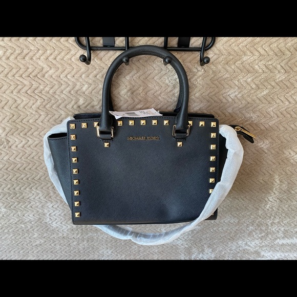 Michael Kors Handbags - Michael Kors Selma Stud Medium Top Zip Satchel